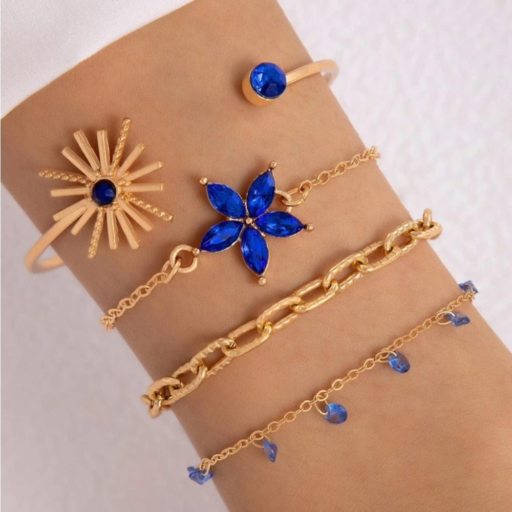 4pcs/set Rhinestone Flower Decor Bracelet,  New